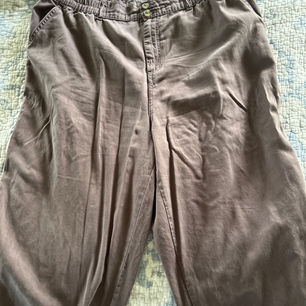 Pants - Picture 3 of 3